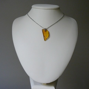 Borostyánkő medálos nyaklánc - ékszer - nyaklánc - medálos nyaklánc - Meska.hu