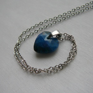 Lápisz lazuli szív medálos nyaklánc - ékszer - nyaklánc - medálos nyaklánc - Meska.hu
