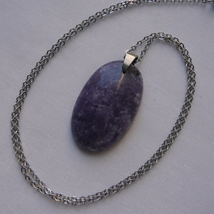 Lepidolit medálos nyaklánc - ékszer - nyaklánc - medálos nyaklánc - Meska.hu