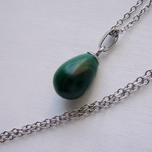 Malachit medálos nyaklánc - ékszer - nyaklánc - medálos nyaklánc - Meska.hu
