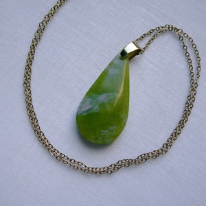 Zöld opál medálos nyaklánc - ékszer - nyaklánc - medálos nyaklánc - Meska.hu