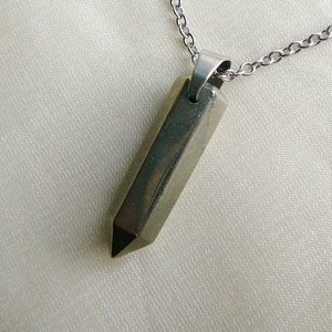 Pirit ceruza medálos nyaklánc - ékszer - nyaklánc - medálos nyaklánc - Meska.hu