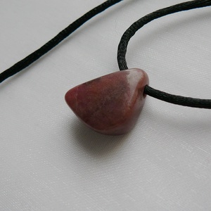 Rodonit medálos nyaklánc - Meska.hu