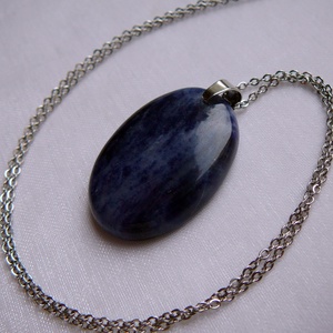 Szodalit medálos nyaklánc - Meska.hu