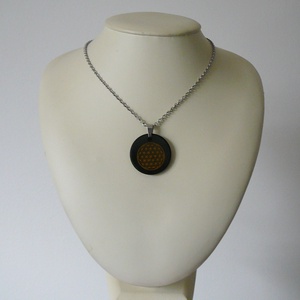 Sungit medálos nyaklánc - Az élet virága - ékszer - nyaklánc - medálos nyaklánc - Meska.hu