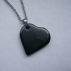 Sungit szív medálos nyaklánc  - ékszer - nyaklánc - medálos nyaklánc - Meska.hu