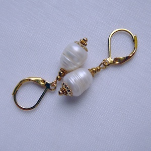 Folyami gyöngy fülbevaló - ékszer - fülbevaló - lógó fülbevaló - Meska.hu