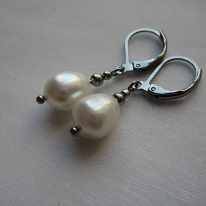 Folyami gyöngy fülbevaló - ékszer - fülbevaló - lógó fülbevaló - Meska.hu