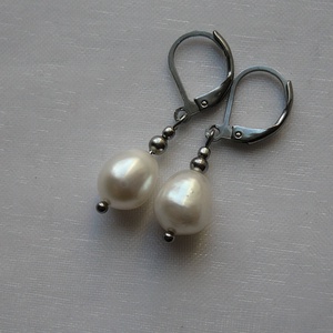 Folyami gyöngy fülbevaló - ékszer - fülbevaló - lógó fülbevaló - Meska.hu