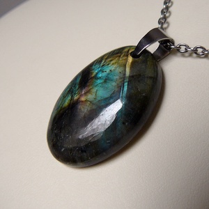 Labradorit medálos nyaklánc - ékszer - nyaklánc - medál - Meska.hu