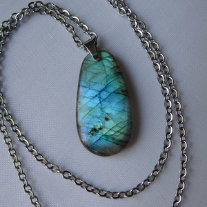 Labradorit medálos nyaklánc - Meska.hu