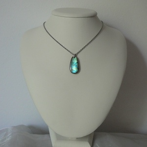 Labradorit medálos nyaklánc - ékszer - nyaklánc - medál - Meska.hu