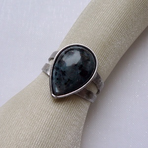 Fekete labradorit gyűrű - ékszer - gyűrű - szoliter gyűrű - Meska.hu