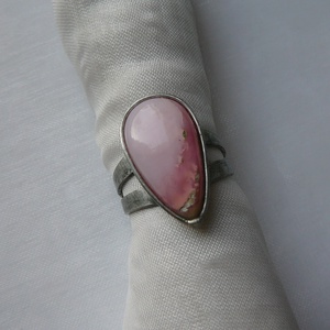 Rózsaszín opál gyűrű - ékszer - gyűrű - statement gyűrű - Meska.hu