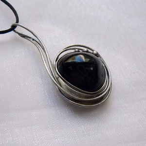 Fekete turmalin medál, Ékszer, Nyaklánc, Medálos nyaklánc, Ékszerkészítés, Fémmegmunkálás, MESKA