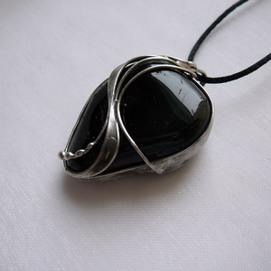 Fekete turmalin medál, Ékszer, Nyaklánc, Medálos nyaklánc, Ékszerkészítés, Fémmegmunkálás, MESKA