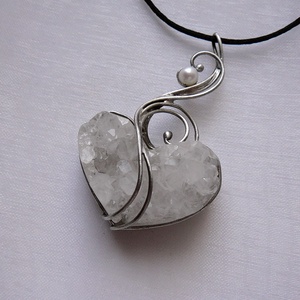 Hegyikristály geóda szív medál - ékszer - nyaklánc - medálos nyaklánc - Meska.hu