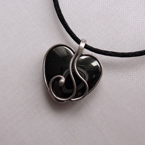 Hematit mini szív medál - ékszer - nyaklánc - medálos nyaklánc - Meska.hu