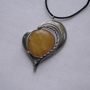 Kalcit szív medál - ékszer - nyaklánc - medálos nyaklánc - Meska.hu