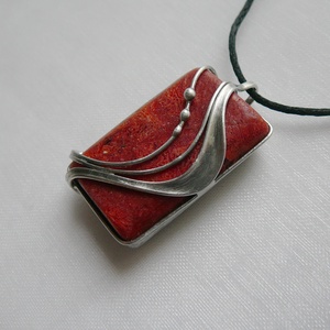 Vörös korall medál - Meska.hu