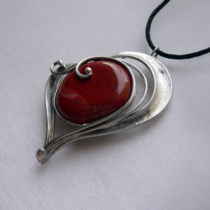 Vörös jáspis szív medál, Ékszer, Nyaklánc, Medálos nyaklánc, Ékszerkészítés, Fémmegmunkálás, MESKA