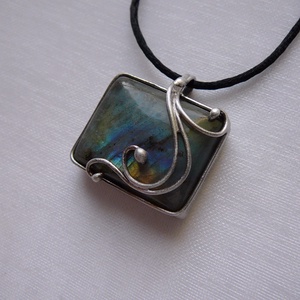 Labradorit medál - ékszer - nyaklánc - medál - Meska.hu