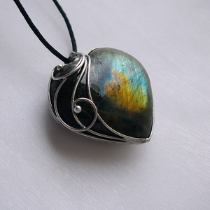 Labradorit medál - Meska.hu