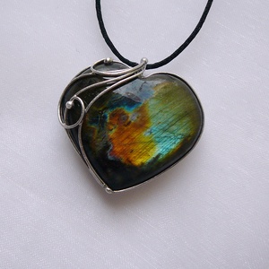 Labradorit medál - ékszer - nyaklánc - medál - Meska.hu