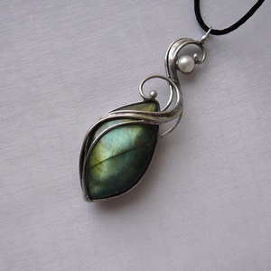 Labradorit medál - ékszer - nyaklánc - medál - Meska.hu