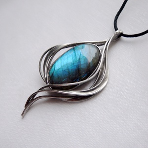 Labradorit medál - Meska.hu