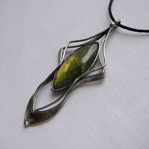 Labradorit medál - ékszer - nyaklánc - medál - Meska.hu