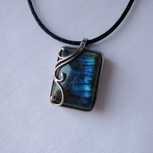 Labradorit medál - ékszer - nyaklánc - medál - Meska.hu