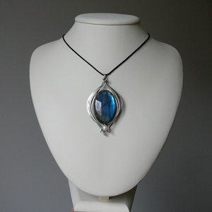 Labradorit medál - ékszer - nyaklánc - medál - Meska.hu