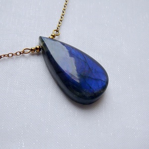 Labradorit medálos nyaklánc - Meska.hu