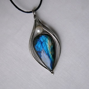 Labradorit medál - ékszer - nyaklánc - medál - Meska.hu