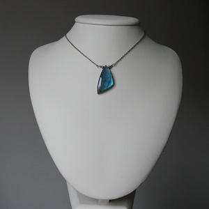 Labradorit medálos nyaklánc - ékszer - nyaklánc - medál - Meska.hu