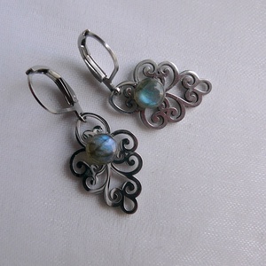 Filigrán labradorit fülbevaló - ékszer - fülbevaló - lógó csepp fülbevaló - Meska.hu