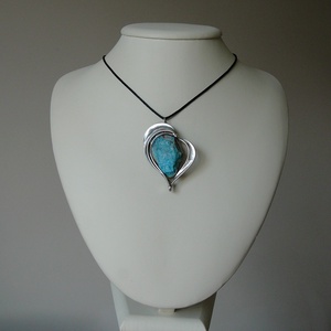 Apatit szív medál - ékszer - nyaklánc - medálos nyaklánc - Meska.hu