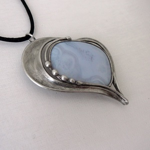 Kalcedon szív medál - Meska.hu