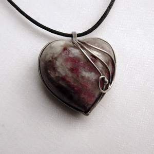 Rubellit szív medál - ékszer - nyaklánc - medálos nyaklánc - Meska.hu