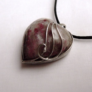 Rubellit szív medál, Ékszer, Nyaklánc, Medálos nyaklánc, Ékszerkészítés, Fémmegmunkálás, MESKA