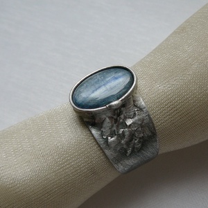 Kianit gyűrű, Ékszer, Gyűrű, Szoliter gyűrű, Ékszerkészítés, Fémmegmunkálás, MESKA