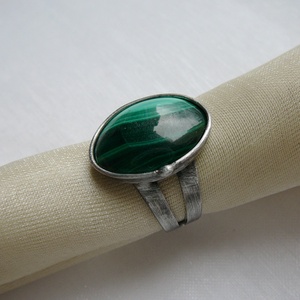 Malachit gyűrű, Ékszer, Gyűrű, Szoliter gyűrű, Ékszerkészítés, Fémmegmunkálás, MESKA
