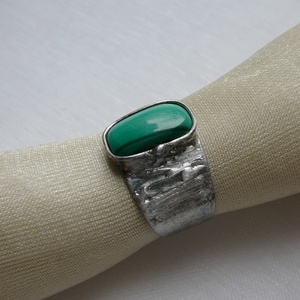 Malachit gyűrű, Ékszer, Gyűrű, Szoliter gyűrű, Ékszerkészítés, Fémmegmunkálás, MESKA
