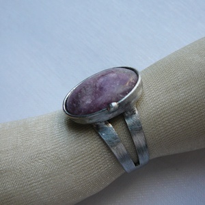 Lepidolit gyűrű, Ékszer, Gyűrű, Statement gyűrű, Ékszerkészítés, Fémmegmunkálás, MESKA