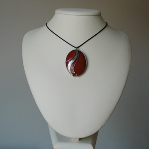 Vörös jáspis medál - ékszer - nyaklánc - medálos nyaklánc - Meska.hu