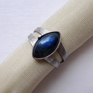 Labradorit gyűrű, Ékszer, Gyűrű, Szoliter gyűrű, Ékszerkészítés, Fémmegmunkálás, MESKA