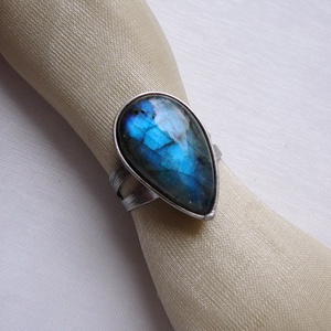 Labradorit gyűrű, Ékszer, Gyűrű, Szoliter gyűrű, Ékszerkészítés, Fémmegmunkálás, MESKA