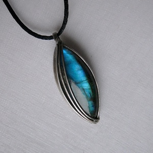 Labradorit medál - ékszer - nyaklánc - medál - Meska.hu