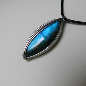 Labradorit medál - ékszer - nyaklánc - medál - Meska.hu